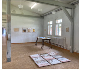 Onboarding, Sgraffito, Erde, Ausstellung