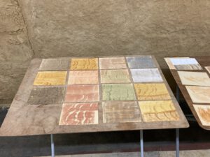 Erde und Gestein auf Papier