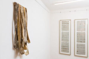 Exhibition view at Gallery Wiedmann, object with earthpigments